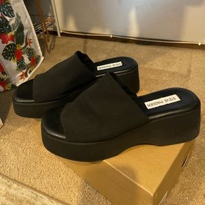 Slinky30 Steve Madden